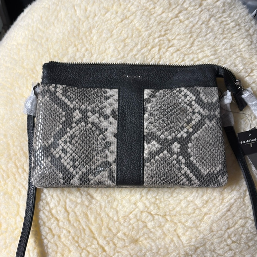 Crossbody bag